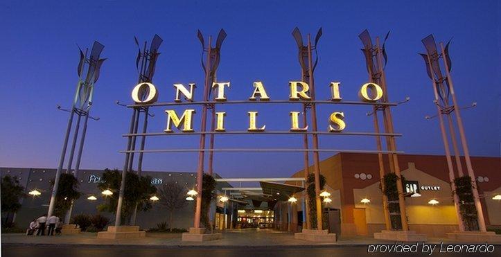 רנצ'ו קוקמונגה Holiday Inn Express Hotel & Suites Ontario Airport-Mills Mall By Ihg שירותים תמונה